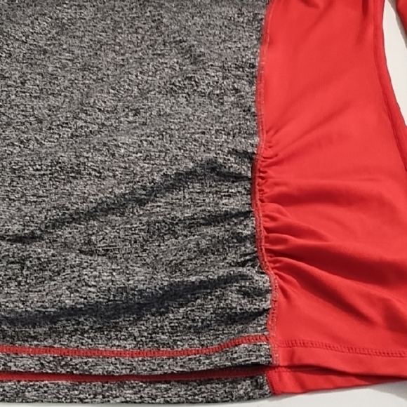 USD Univeristy of South Dakota Stretchy Performance Fabric Shirt Thumbholes - Picture 5 of 14